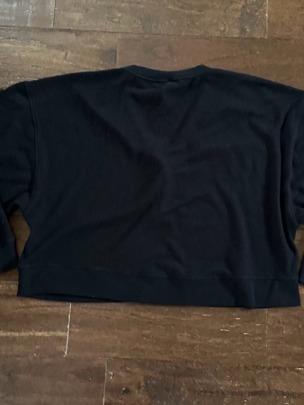 ALO Yoga Black Henley Pullover Cropped Size Small-EUC - Picture 6 of 9